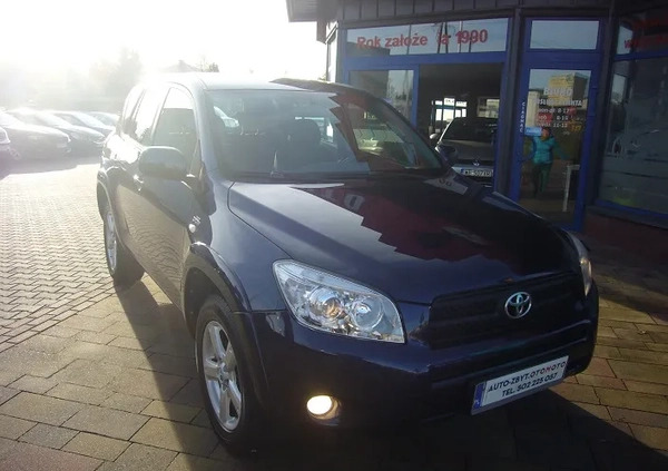 Toyota RAV4 cena 24500 przebieg: 312000, rok produkcji 2008 z Szczecin małe 211